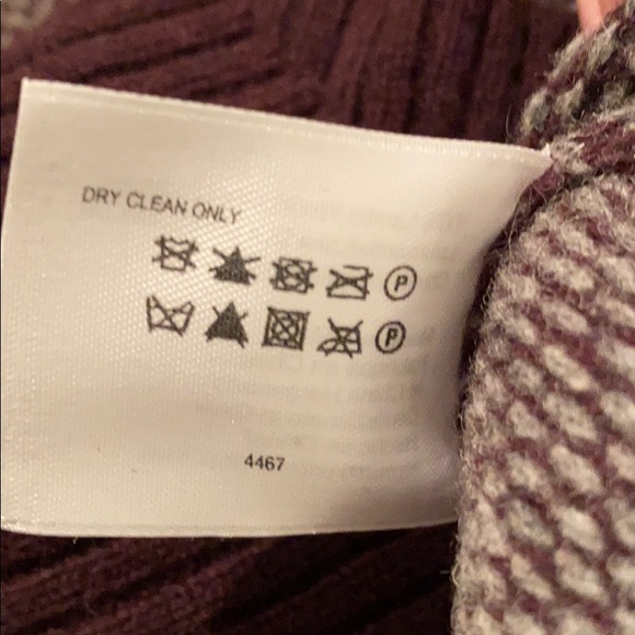 Brooks Brothers sweater - Picture 6 of 6